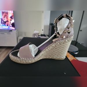 NEW! Valentino Garavani Rockstud Wedges Poudre Nero Size 39